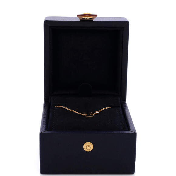 Louis Vuitton Idylle Blossom LV Pendant Necklace 18K Yellow Gold with Diamond - Picture 2 of 4